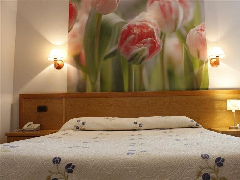 Hotel Soraya (Adults Only) Suances Exterior photo